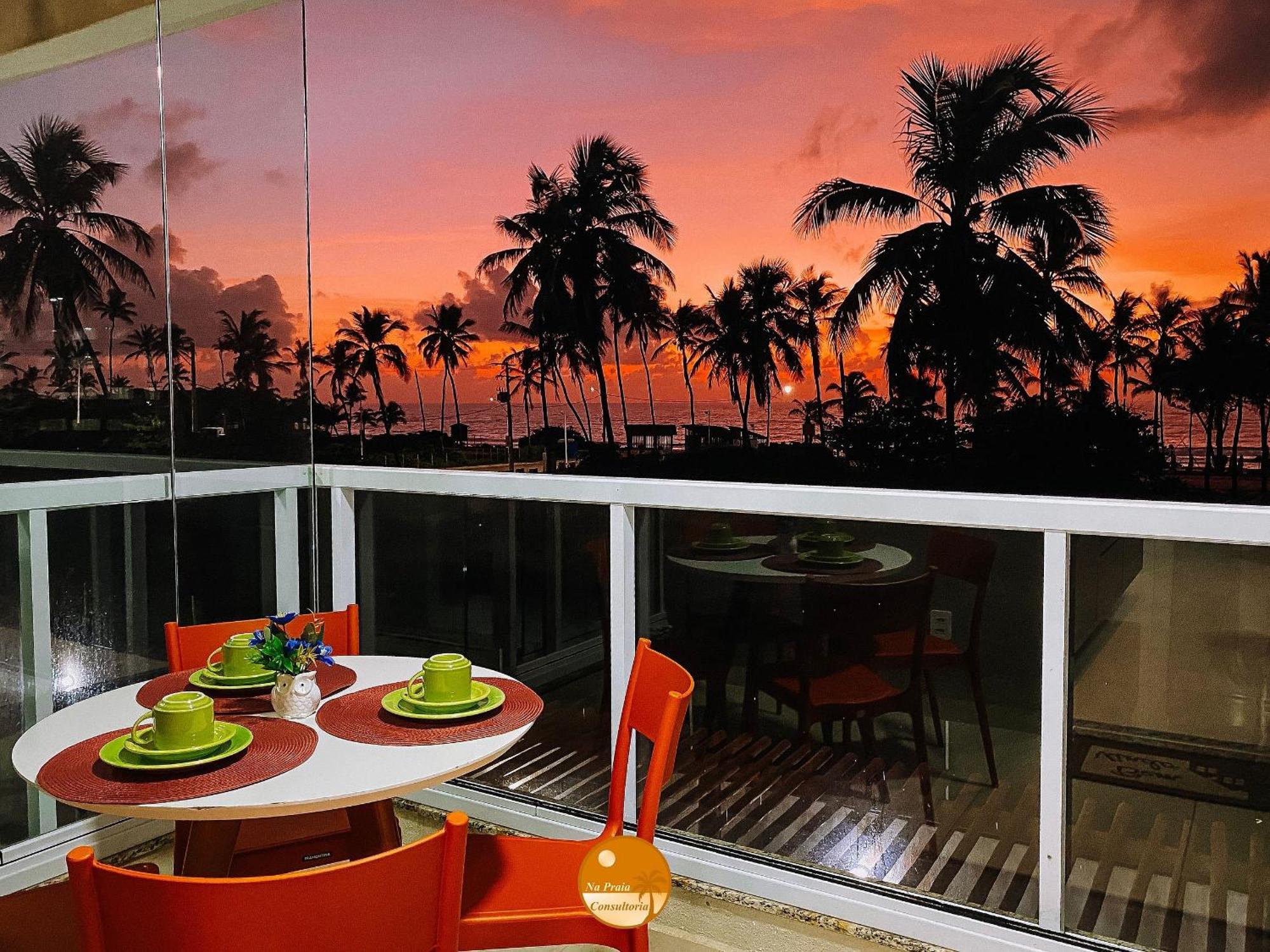 Residencial Ilha De Santorini: Beachfront Oasis With Surf, Pool & Fitness Apartamento
