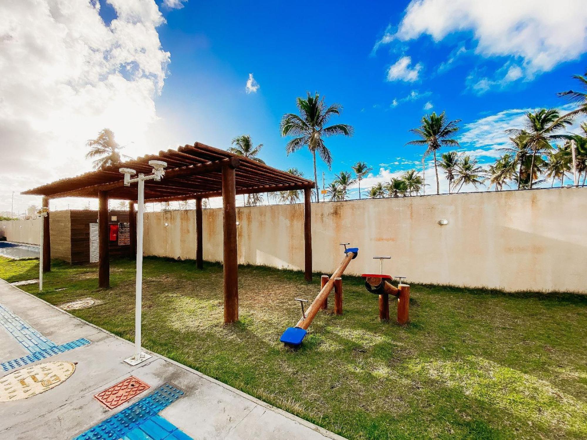 Residencial Ilha De Santorini: Beachfront Oasis With Surf, Pool & Fitness *